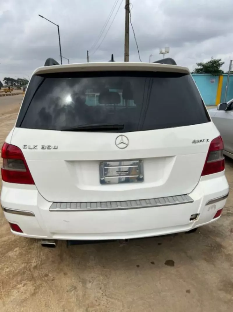 Mercedes-Benz GLK 350   - 2011