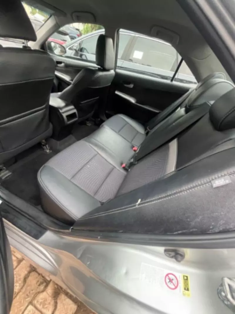 TOYOTA Camry - 2012