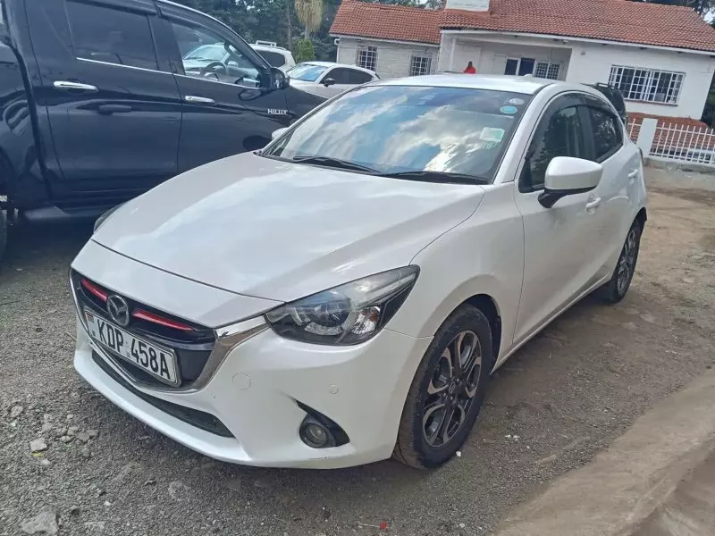 Mazda Demio   - 2016