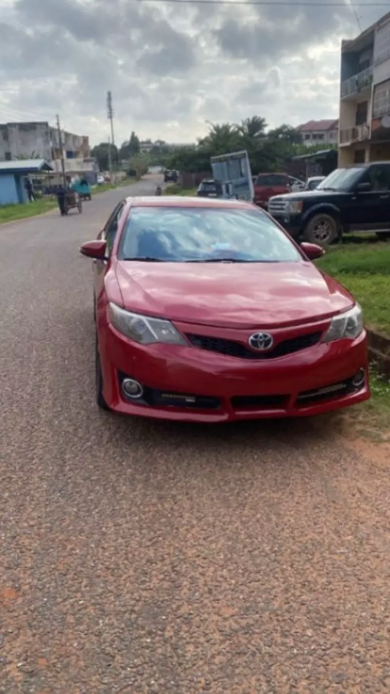 TOYOTA Camry   - 2014