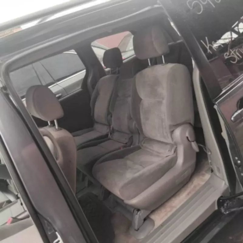 TOYOTA Sienna   - 2006