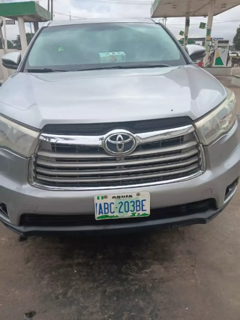 TOYOTA Camry - 2008