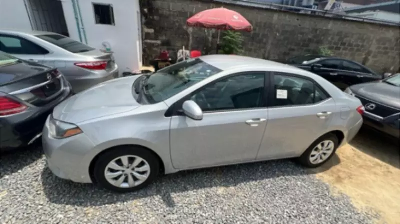 Toyota Corolla - 2015