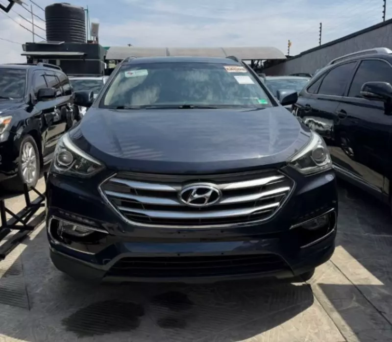 Hyundai Santa Fe Sport   - 2017