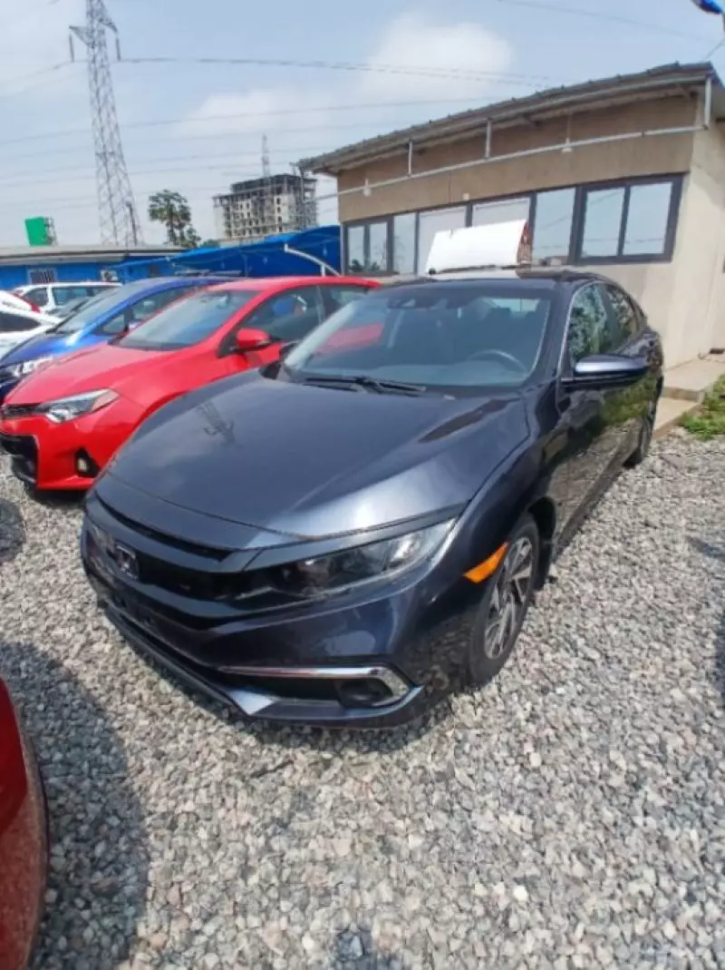 Honda HR-V   - 2016