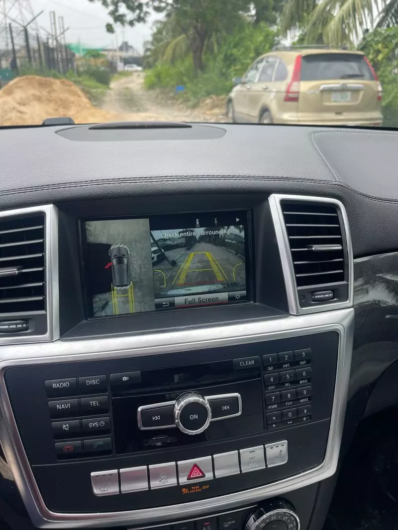 Mercedes-Benz ML 350   - 2014