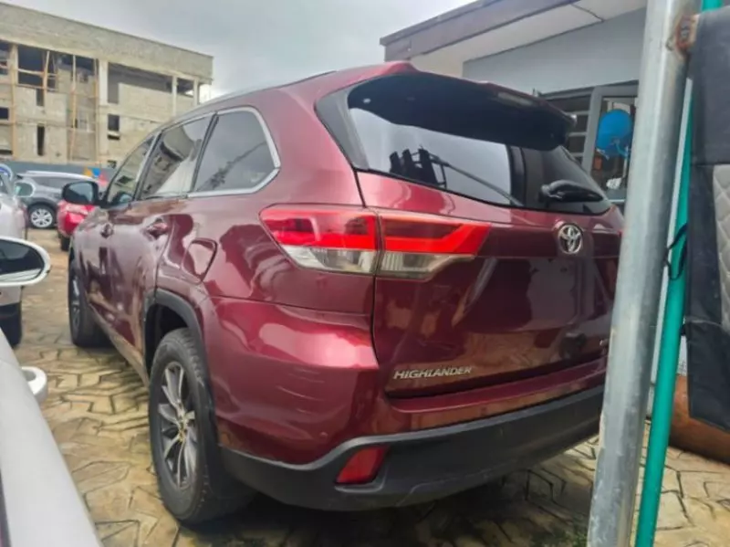 TOYOTA Highlander   - 2015