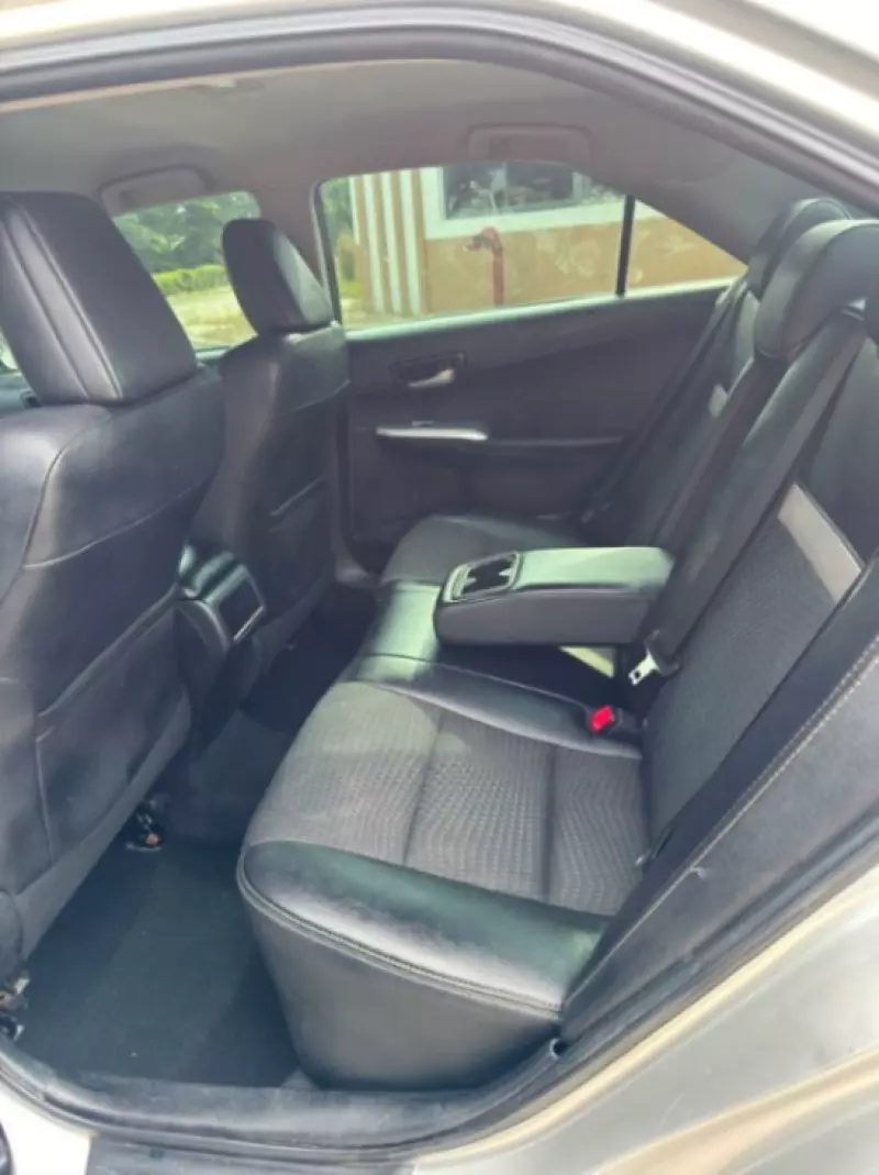TOYOTA Camry   - 2012