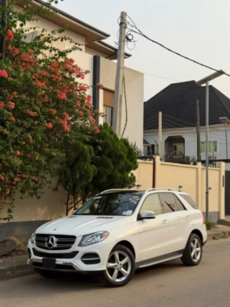 Mercedes-Benz GLE 350   - 2016