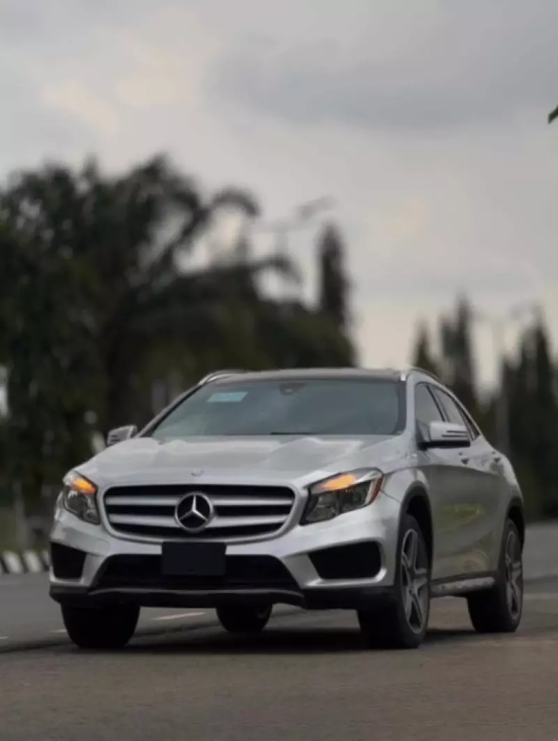 Mercedes-Benz GLA-Class   - 2016