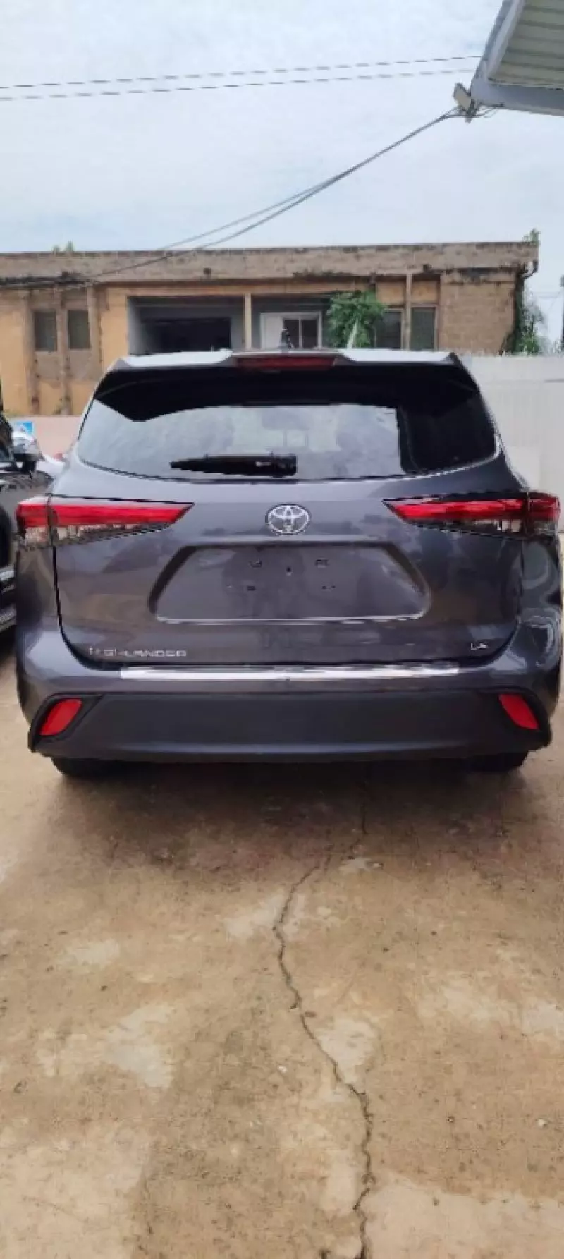 Toyota Highlander   - 2023
