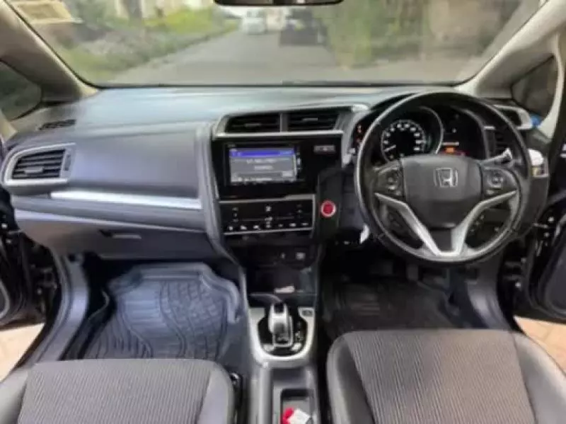 Honda Fit Hybrid    - 2018