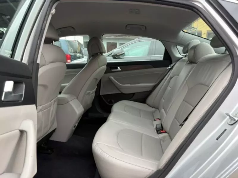 Hyundai Sonata - 2015