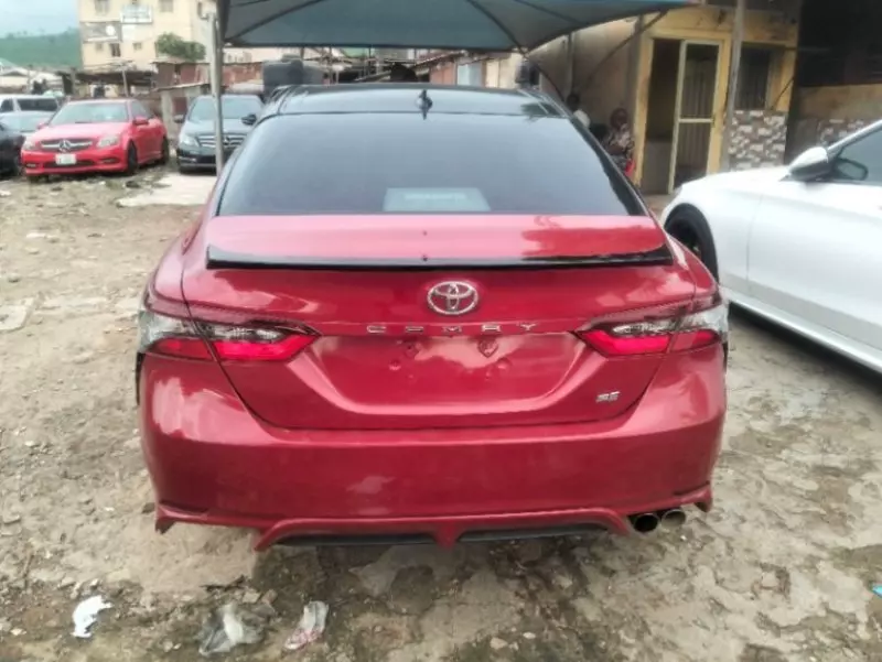 TOYOTA Camry   - 2021