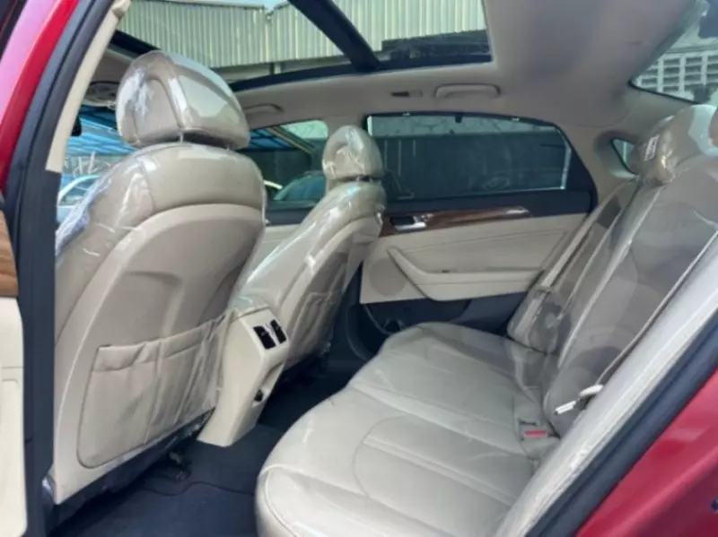 Hyundai Sonata   - 2015