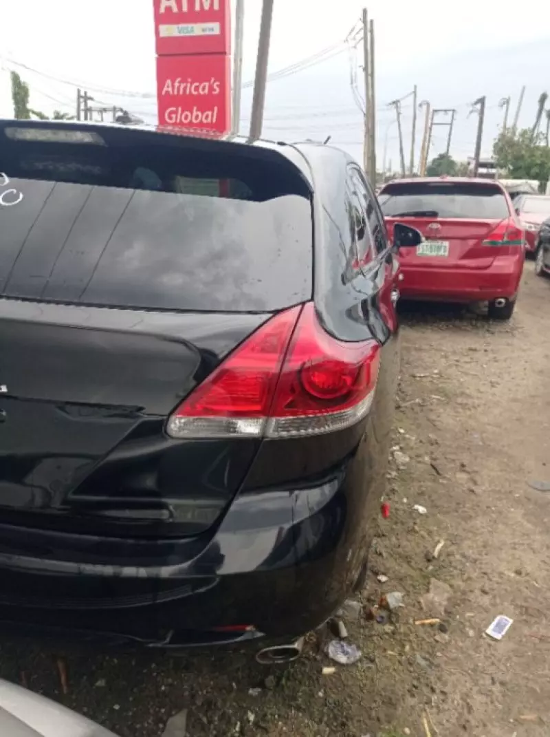 Toyota Venza   - 2014