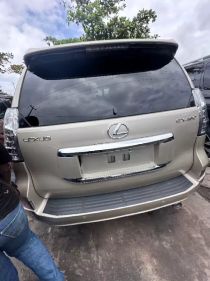 Lexus GX 460   - 2014