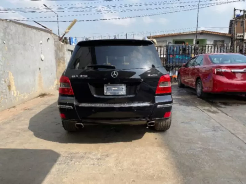 Mercedes-Benz GLK 350   - 2010