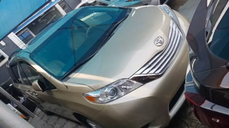 Toyota Sienna - 2014