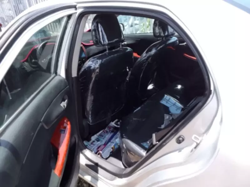 TOYOTA Corolla   - 2010