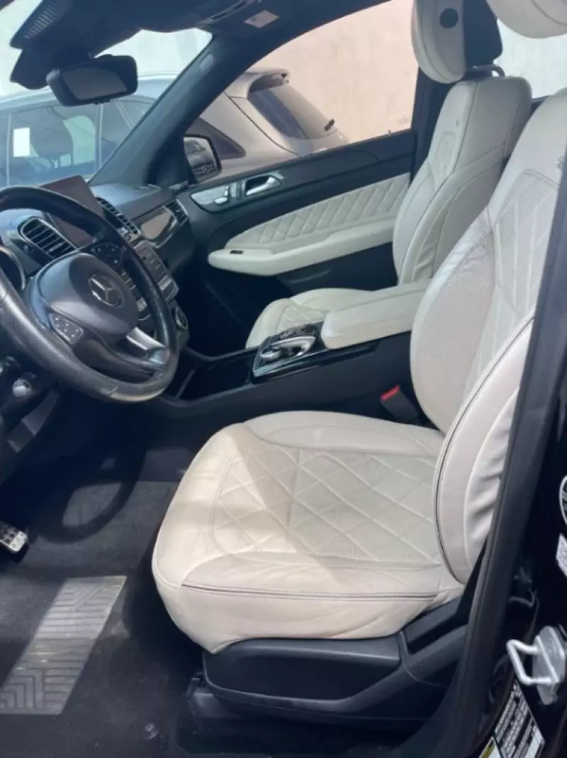 Mercedes-Benz GLE-Class   - 2018