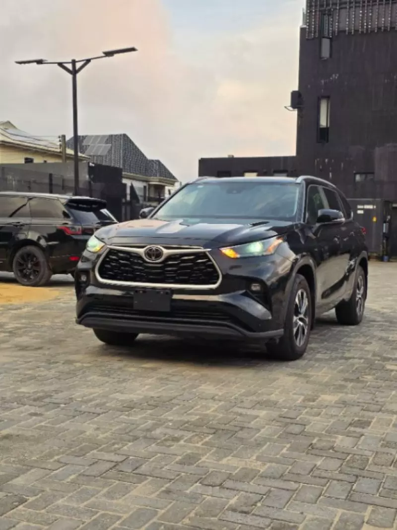 TOYOTA Highlander   - 2023