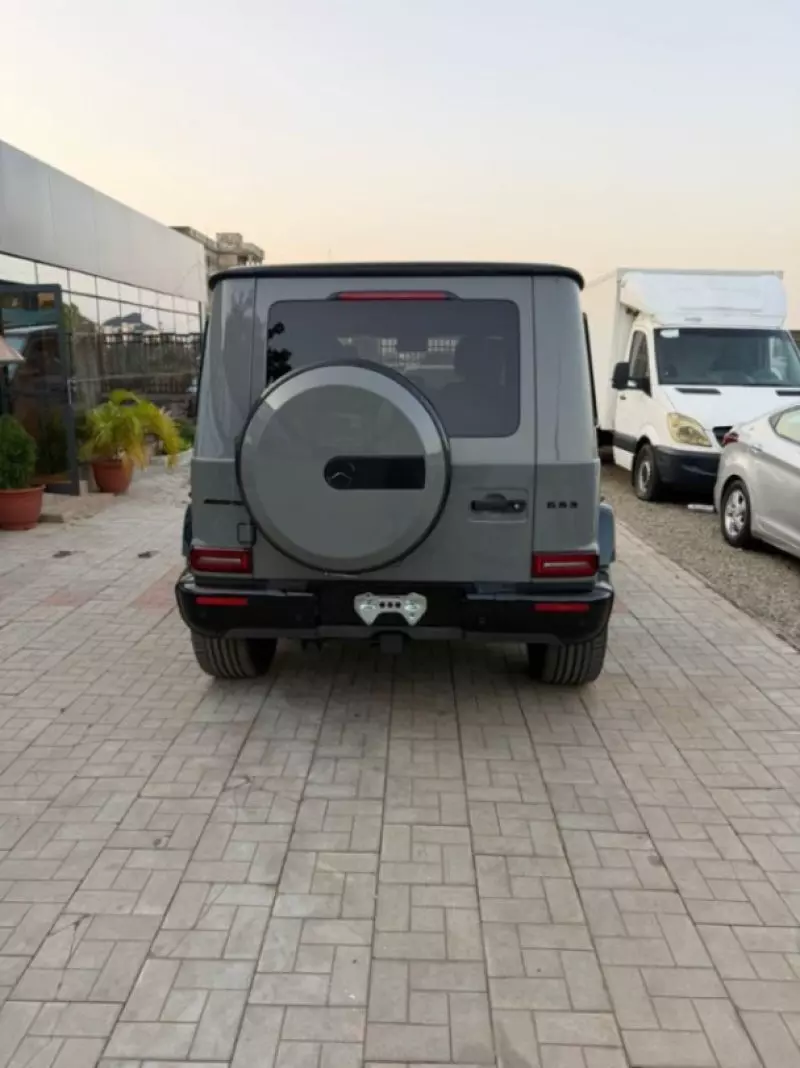 Mercedes-Benz G-Class   - 2021