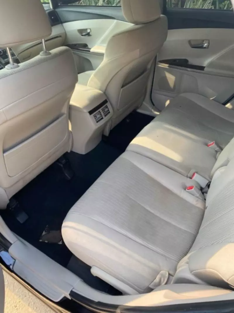 TOYOTA Venza   - 2011