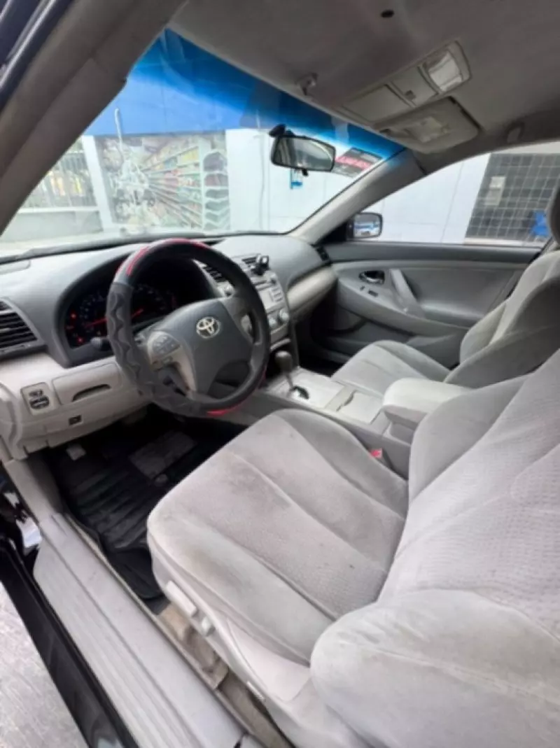 Toyota Camry - 2011
