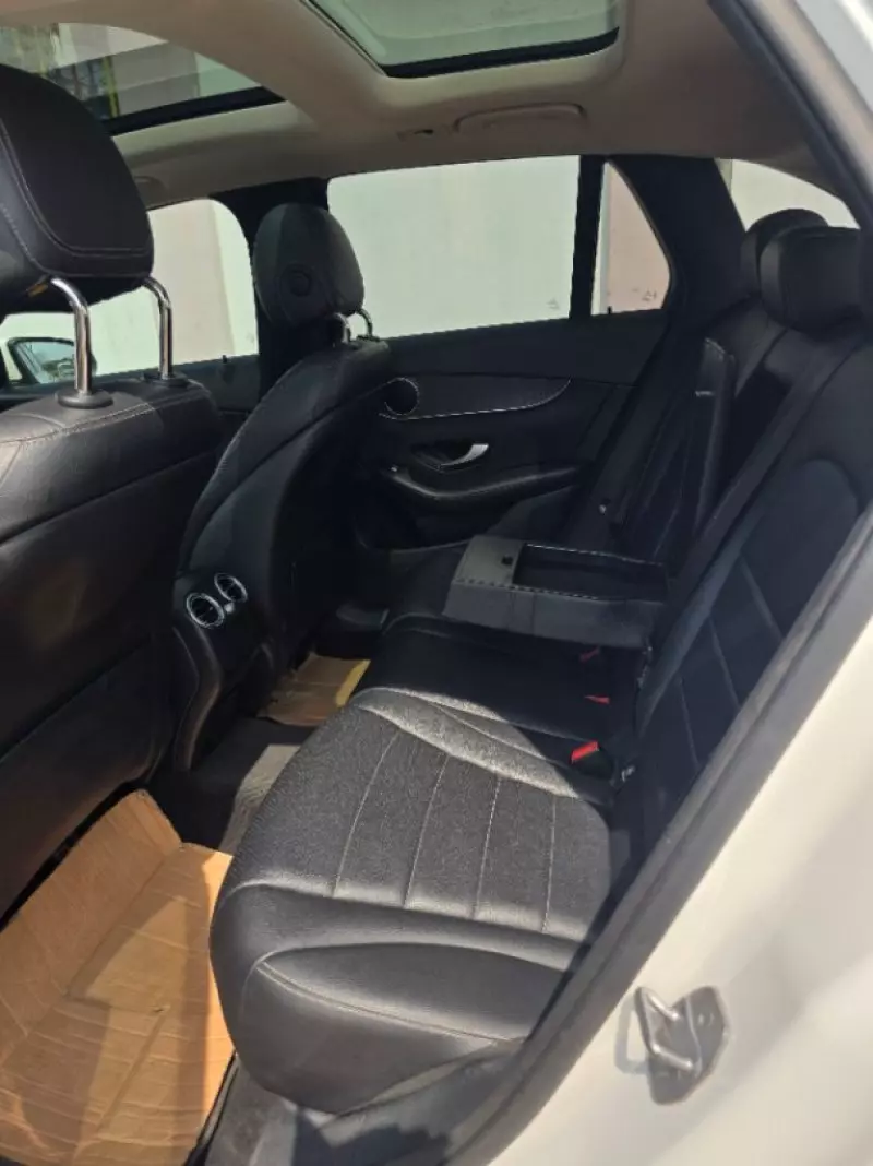 Mercedes-Benz GLC 300   - 2016