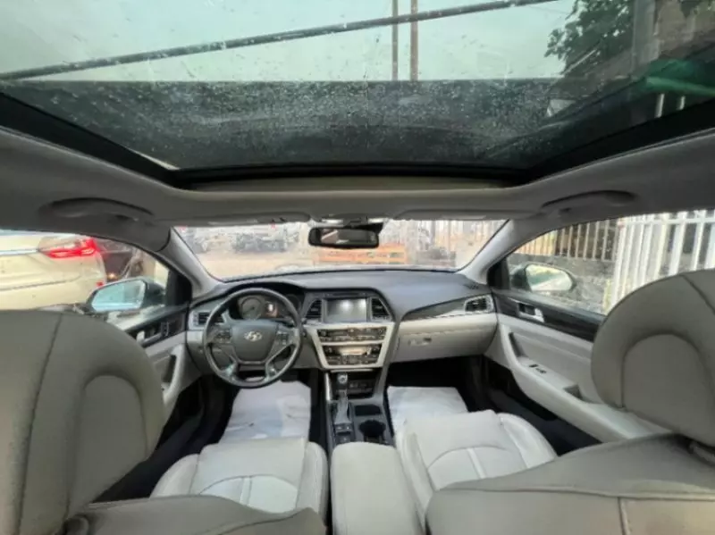 Hyundai Sonata   - 2015