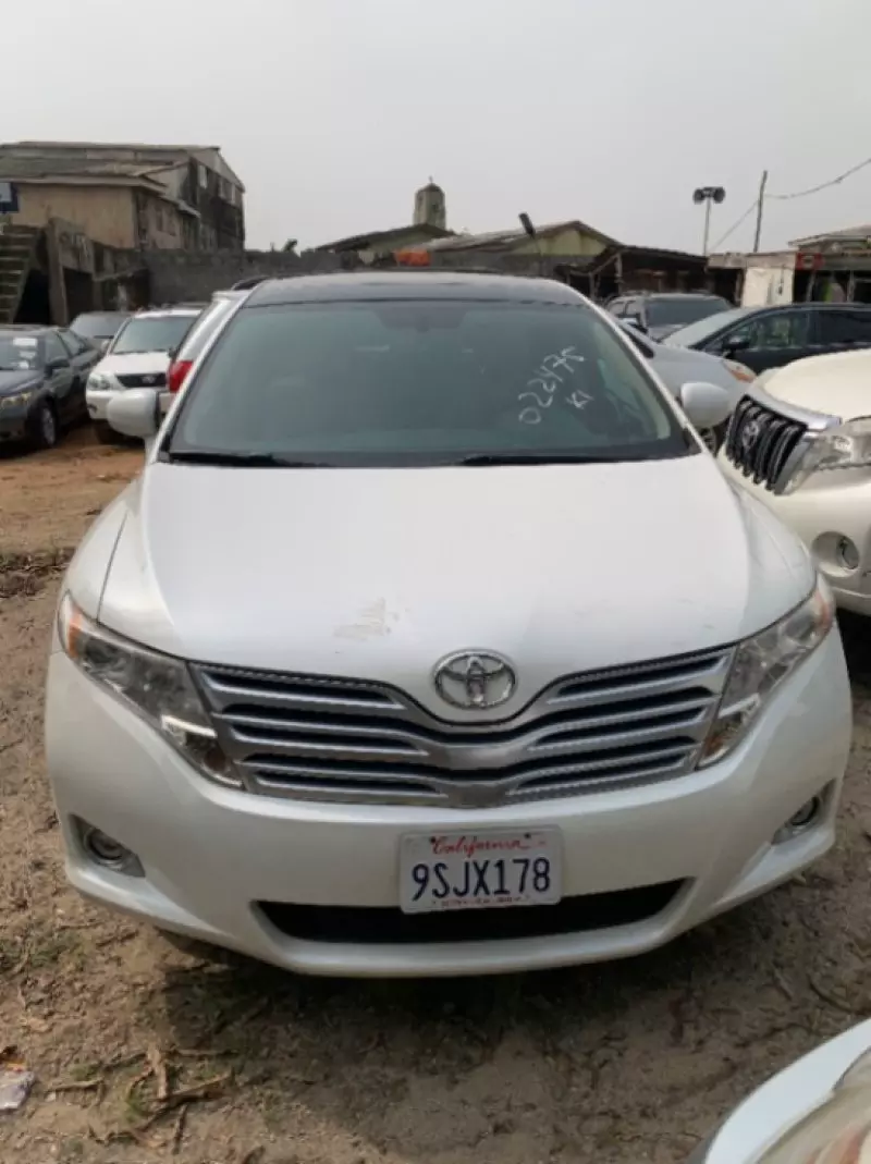 Toyota Venza   - 2013