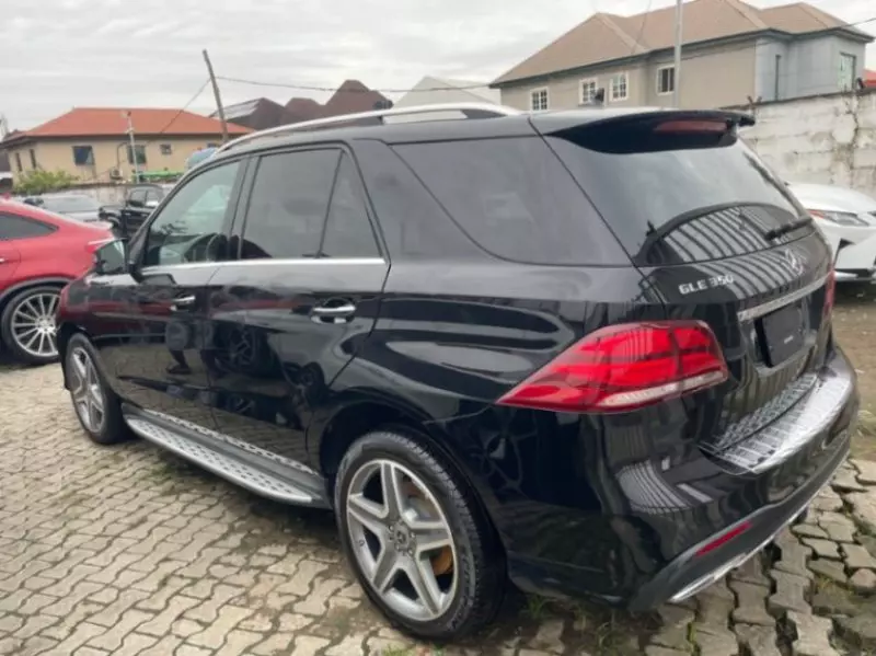 Mercedes-Benz Gle-class   - 2017