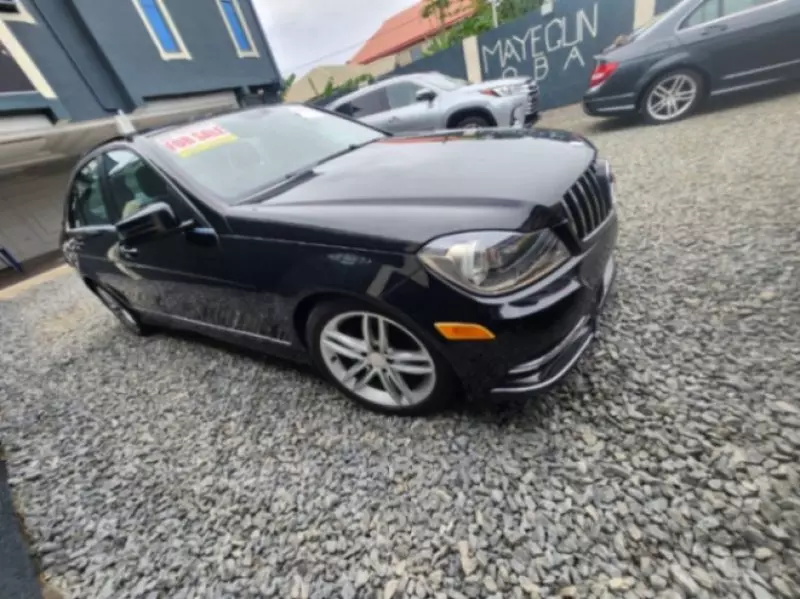 Mercedes-Benz C-Class   - 2012