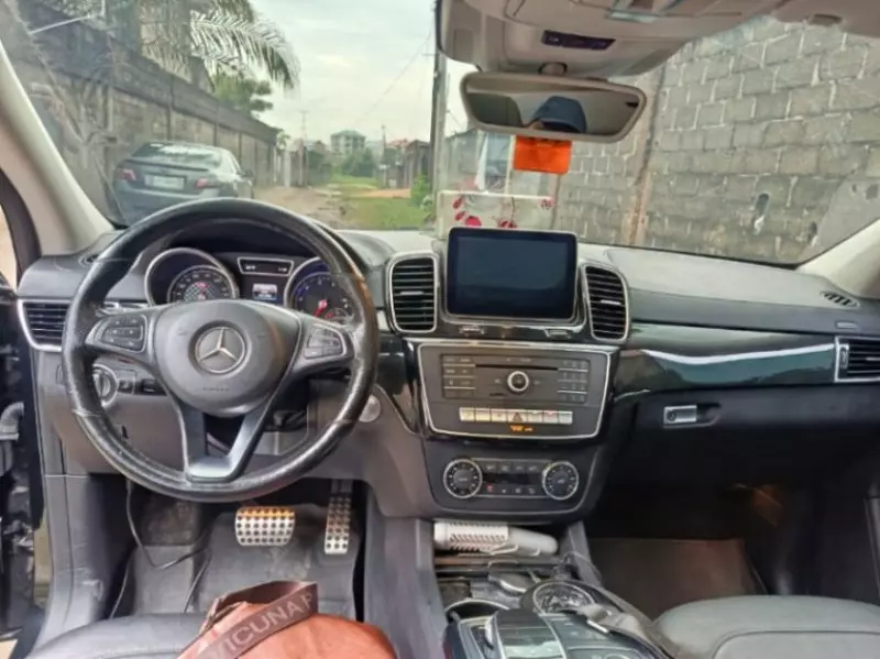 Mercedes-Benz GLE-Class - 2016