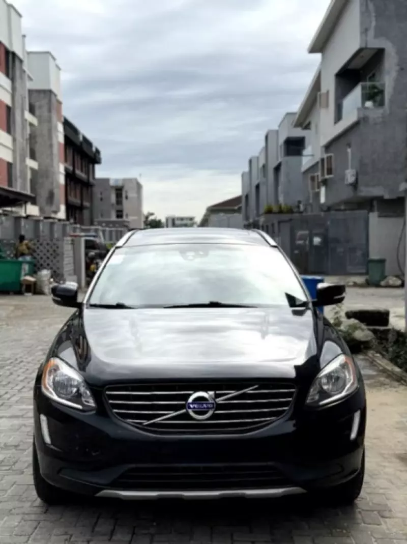 Volvo XC60   - 2015