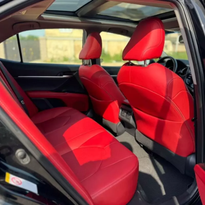 Toyota Camry   - 2018