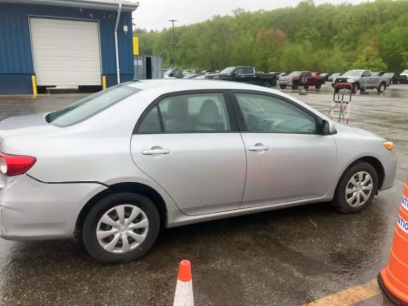 Toyota Corolla   - 2013