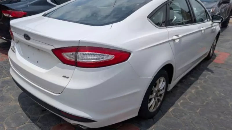 Ford Fusion - 2014