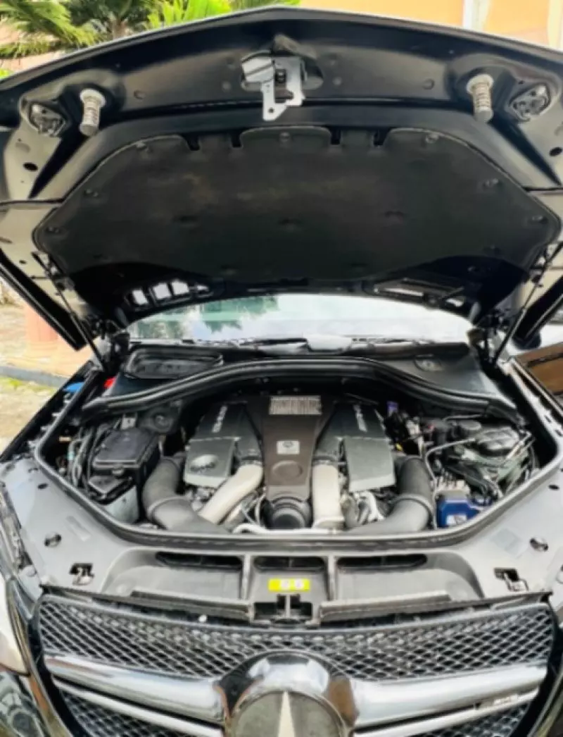 Mercedes-Benz GLE 63 AMG - 2016