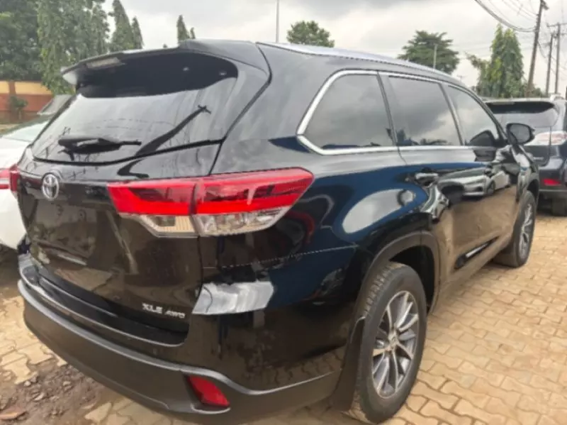 TOYOTA Highlander - 2019