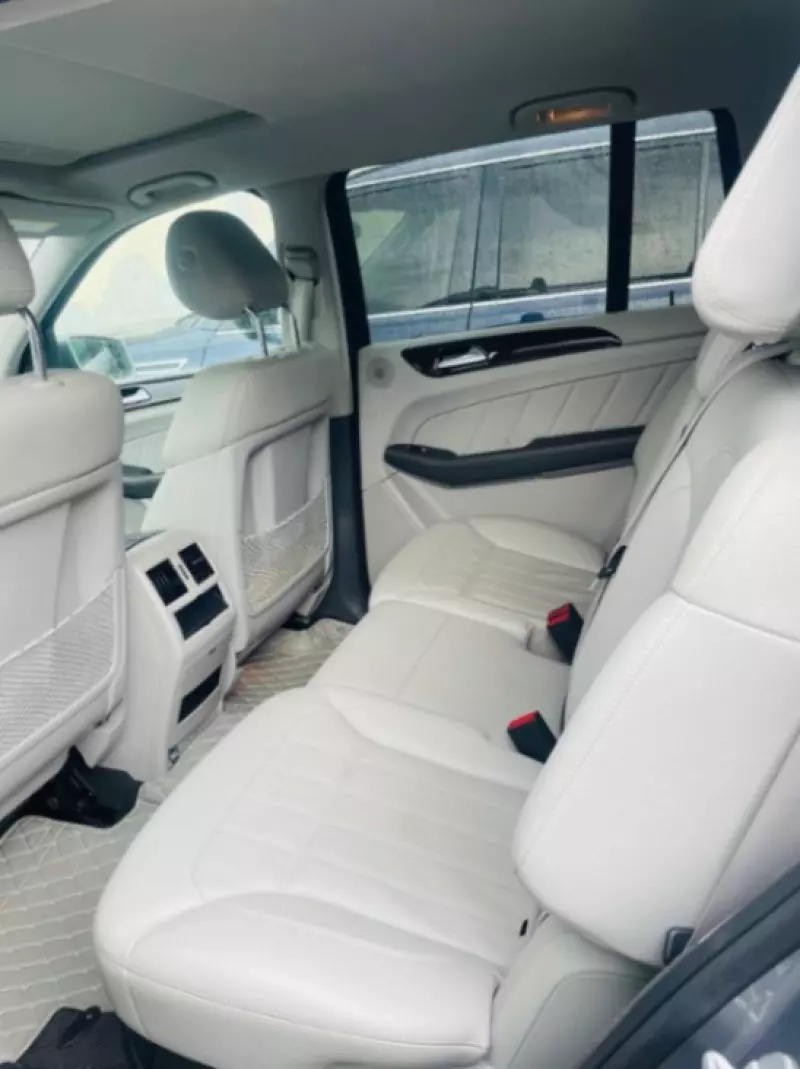 Mercedes-Benz GLS 550 - 2015