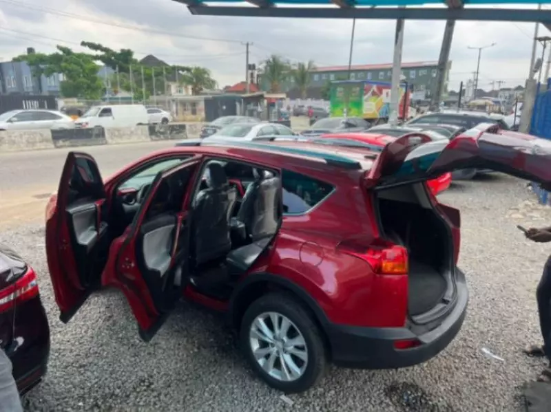 Toyota Rav 4 Hybrid   - 2013