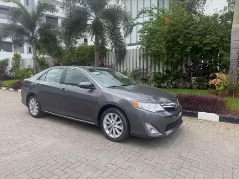 TOYOTA Camry   - 2014