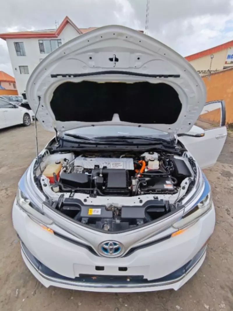 TOYOTA Corolla   - 2018