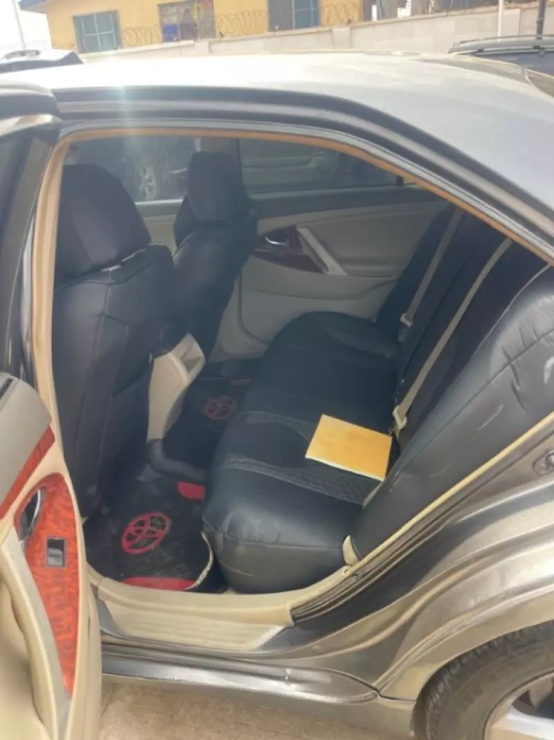 Toyota Camry   - 2007