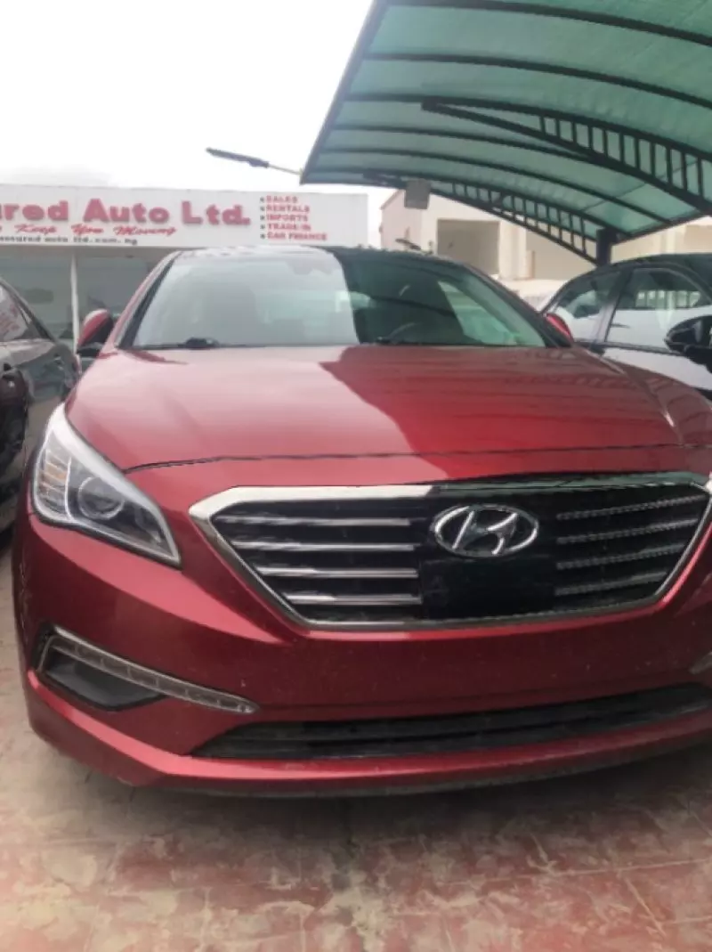 Hyundai Sonata   - 2015