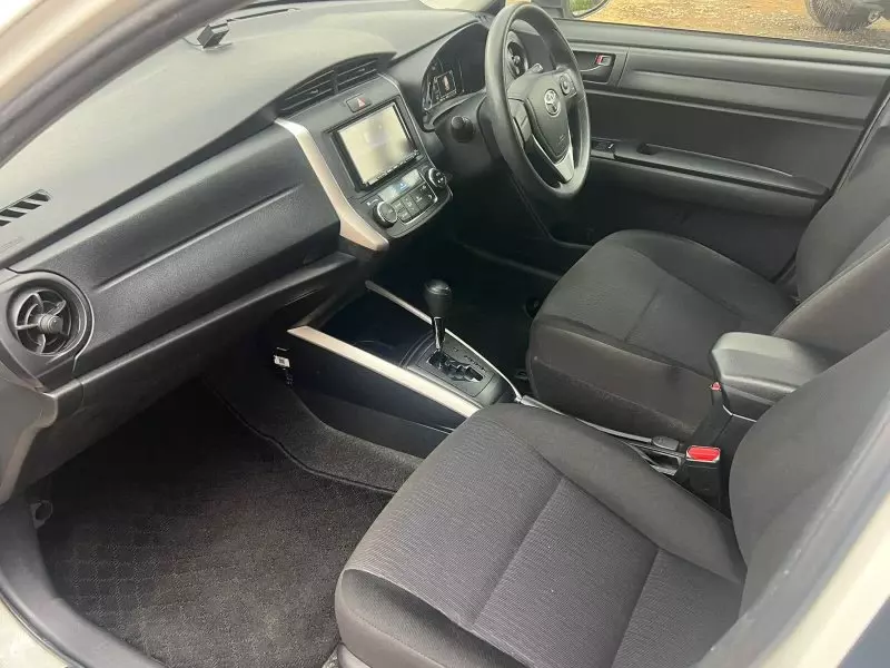 TOYOTA Fielder hybrid    - 2019