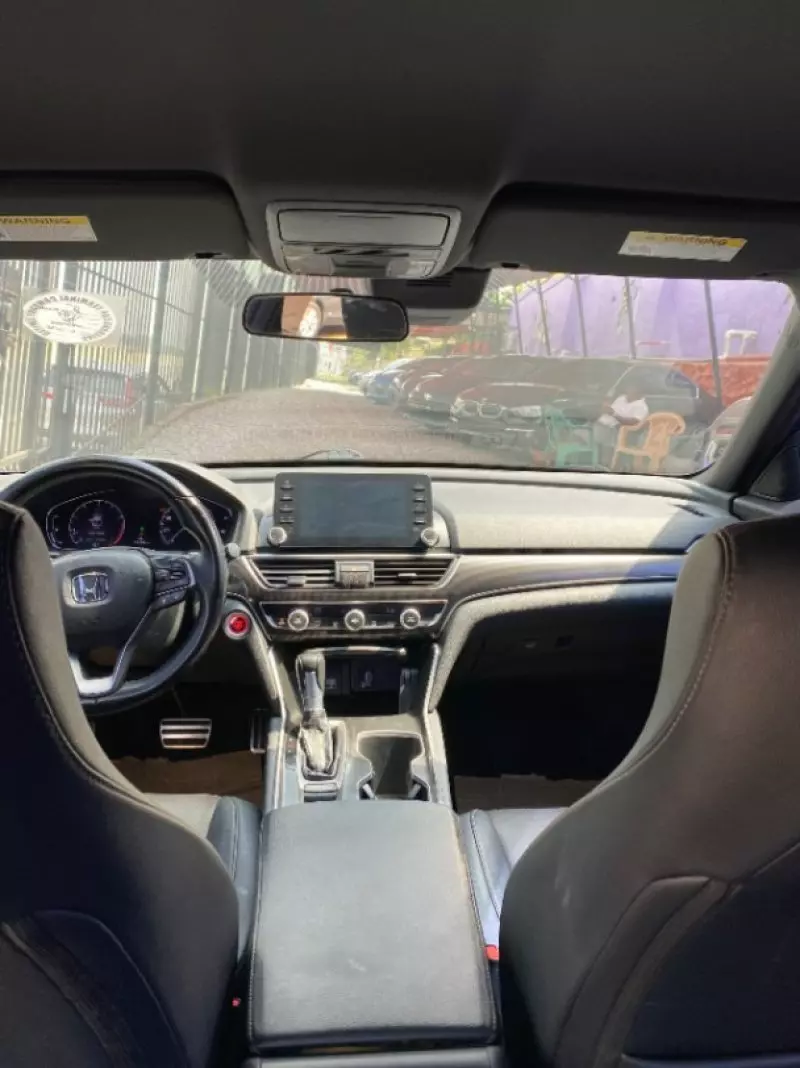 Honda Accord   - 2020
