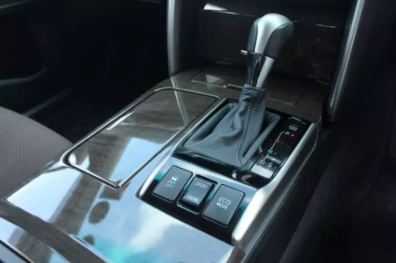 Toyota Mark X   - 2016